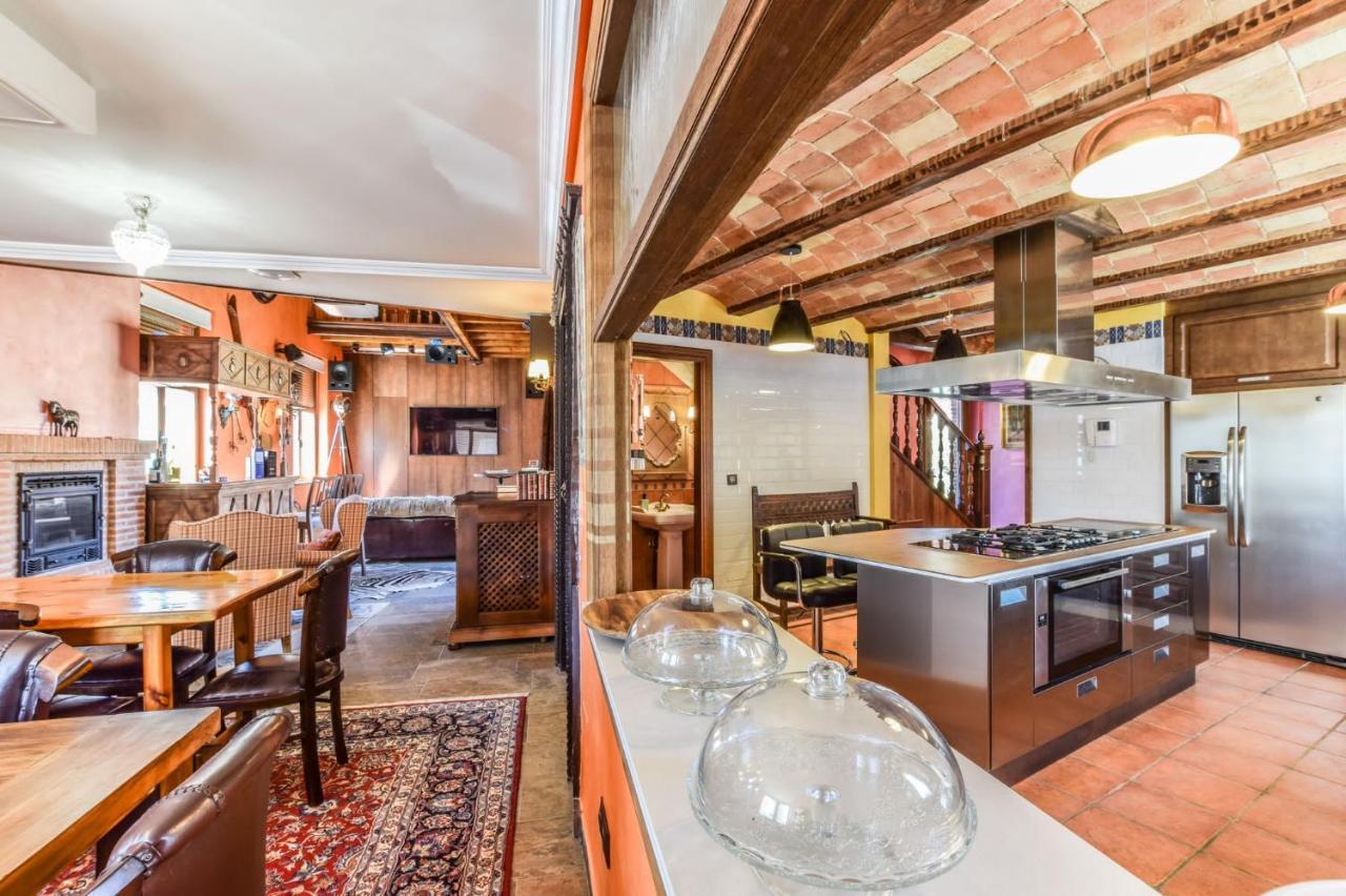 Casa Del Trotamundos Vendégház Villamayor de Campos Kültér fotó